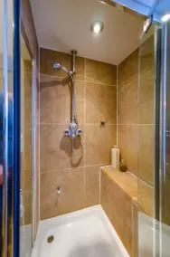 5* Luxury Suite Central Edinburgh stunning views of Edinburgh Castle! - Image 5