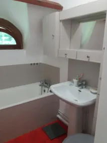 Cottage con tetto in legno a graticcio in un dominio privato con piscina e tennis - Image 3