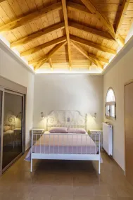 Luxury Villa near Nafplio with panoramic views of the sea, Tolo & Mount Asini. - Image 4