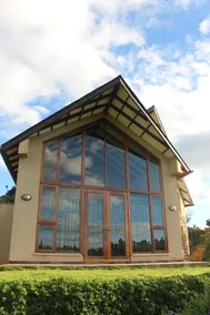 IDYLLIC COTTAGE IN THE KENYAN HIGHLANDS - Image 2