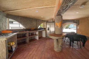 Beach View Room at Barnacle Resort - Image 4