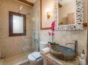 Fairytale Villa - Image 3
