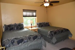 3000 sqft Custom Home, 7 BedRm with Loft, Hot tub, Covered Patio and Front Porch - Image 3