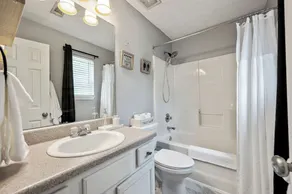 1 Mile to Lakepoint with Fenced BKYD, Pet-Friendly - Image 4