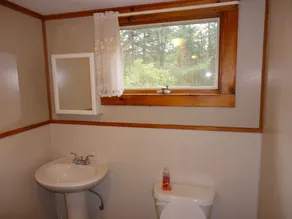5 Bedroom Pet Friendly House Lake George Region - Image 4