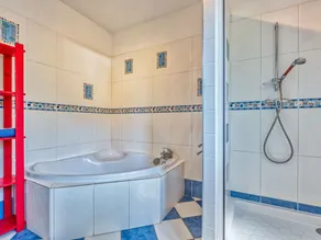 Fantastisk privat feriebolig for 7 gæster med privat pool, WIFI, TV, terrasse og kæledyr tilladt - Image 3