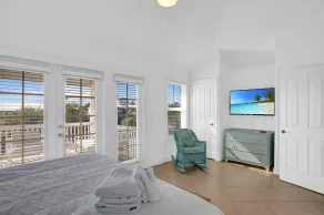 3 Bed / 2. 5 Bath Home - 6 sovepladser, Amazing Views, Finest Location Boat Slip! - Image 5