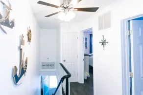 3-BR house walk to beach, shopping, bars, NYC train. 6-beach passes & 4-bikes. - Image 2