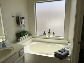 Beau 3 Bd, 2 Bth! Chauffage de la piscine (facultatif). Près de Downtwn Gilbert. - Image 4