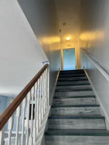 newly renovated, three-bed stylish town house walking distance to camping world - Image 2