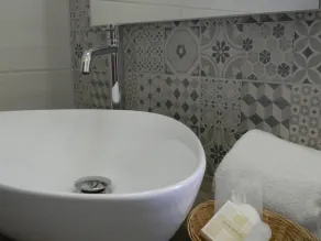 B&B Sole - Image 3