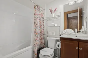 Family Getaway | King Bed | Rec Center Access | Near Village, Trails & Lake - Image 3