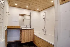 6ème étage, balcon, télévision, casier à ski, 61m², Les Menuires - Image 2