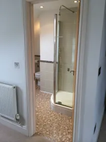 Penthouse Studio @ Southover Beach, opposite Beach - Image 2
