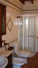 FULLY EQUIPPED VACATION HOME BY THE SEA - Image 2