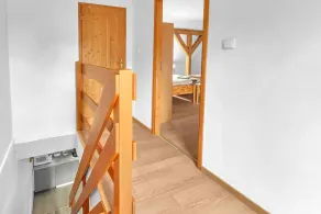 Casa de férias luxuosa em estilo de quinta com celeiro de pedra e grande piscina perto do zoológico - Image 4