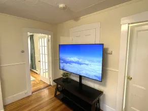 3B apt Downtown Ipswich - Image 2