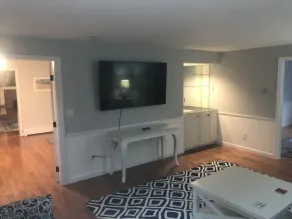 POOL, LARGE 4+ Bedroom, lots of room with private yard - Image 3