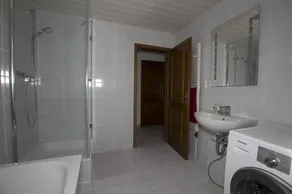 Apartamento exclusivo no norte de Leipzig, com excelentes vistas, perto da cidade, no anel verde - Image 4