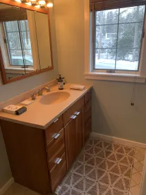 Cozy Chalet 5mins from Okemo, SAUNA JACUZZI HOT TUB - Image 4