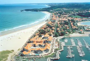 Près de la Plage | Appartement Abordable +Parking - Image 3