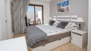 Marina Real 414 - Image 4