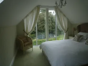 Squirrel, one bedroom barn conversion - Image 5