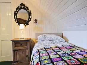 Cosy 2 Bedroom Lodge, Broadford Isle of Skye - Image 4