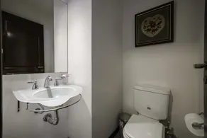Unmissable premium loft in a strategic location in la recolETA - Image 5