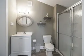 3-BD with a Wine Cellar in the Heart of Conshy - Image 2