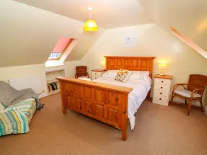 TYNK, pet friendly, country holiday cottage in Harlyn, Cornwall - Image 3