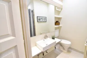 High end 3 bedroom / 3 bathroom flat - Image 4
