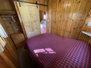 Lakeside Retreat - Cozy Cabin 2 at Green Valley Resort - Image 5