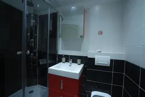 1 Appartement de type chalet. Entièrement équipé, climatisé avec piscine. Privé - Image 3