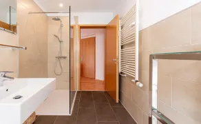 Vineta - Image 3