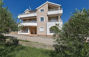 Beach front apartment in Vodice with WiFi - Image 5