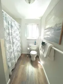 Förtjusande hus med nya sängkläder, disk och dekor! Tiki-koja med eldstad! - Image 5