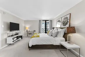Condo chic de deux chambres sur une plage privée avec une vue inoubliable et le coucher du soleil - Image 4