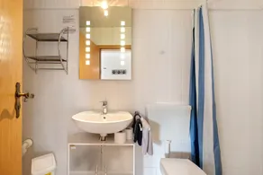 Bi Tiessens to Hus - Image 3