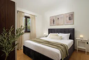 Ideal for family holidays, heated pool, traditional and quiet location - Image 3