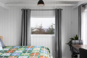 The Cliff Hanger with Hot tub and Ocean views - Image 4