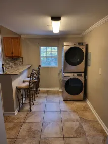 Remodeled historic home 1 min from the Governors mansion and 5 min from downtown - Image 2