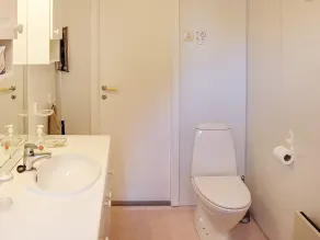 8 person holiday home in EIDSVÅG-By Traum - Image 3