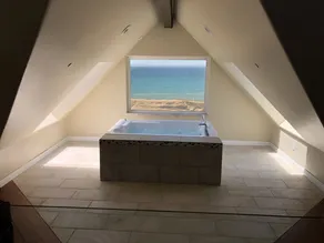 Castle Inn of the Lost Coast King Suite - Image 2