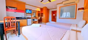 Decare Hotel Patong Weekly Promotion - Image 5