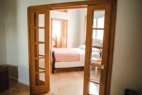 The Seed House: Renovated Octagonal Barn, Dog-friendly! - Image 5