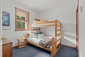 Silver Star Mountain Resort getaway. 6 sovplatser - Image 3