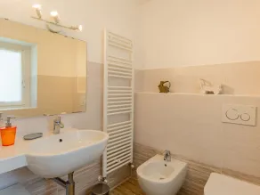 Cosy apartment for 5 guests with WIFI, TV and terrace - Image 4