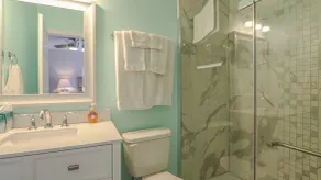1 ACRE PRIVATE BEACH & PIER, FAMILY & PET FRIENDLY HOME - Image 3