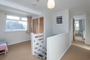 Superb family getaway, sleeps 8, pet friendly, south facing garden near beaches - Image 3